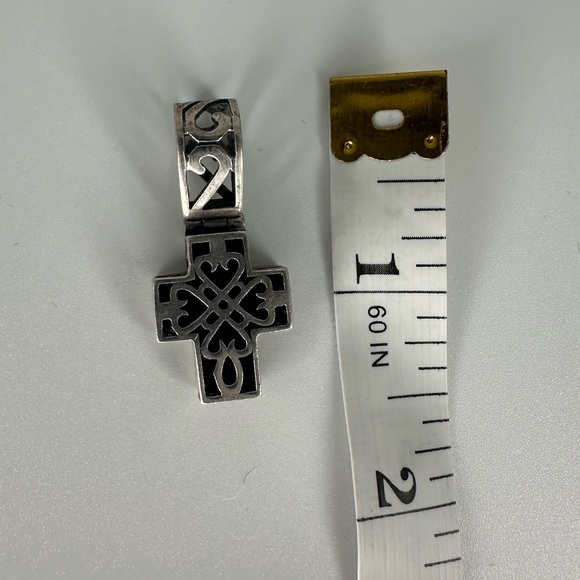 Silpada Serling Silver Reversible Filigree Cross Pendant Vintage - Picture 3 of 5